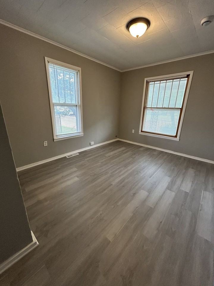 408 N Rouse St - Photo 6 of 15