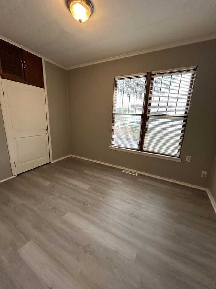 408 N Rouse St - Photo 7 of 15