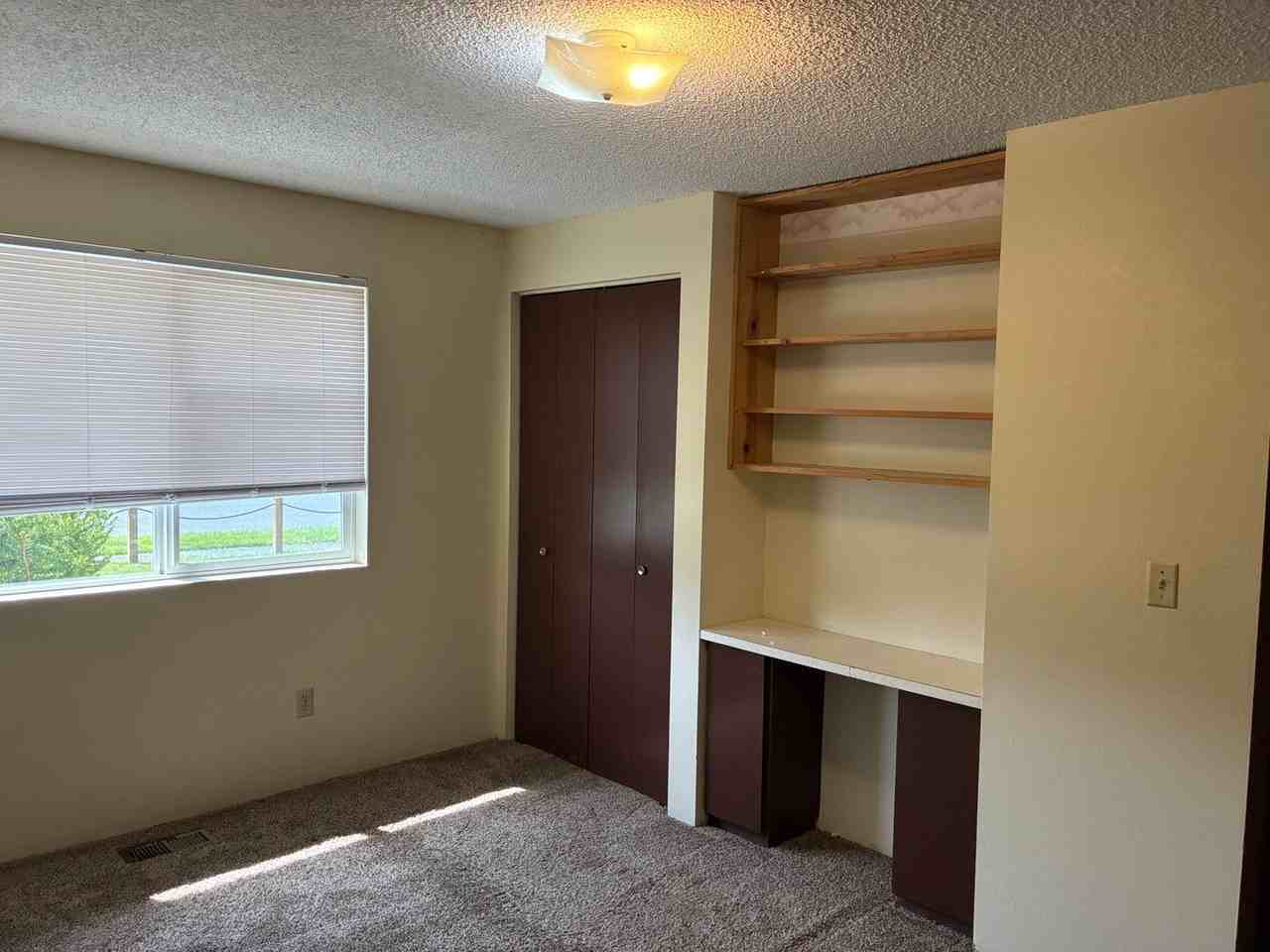 2121 E Viewmont Dr - Photo 5 of 7