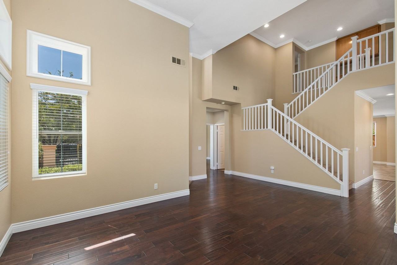 43493 Dodaro Dr - Photo 6 of 32