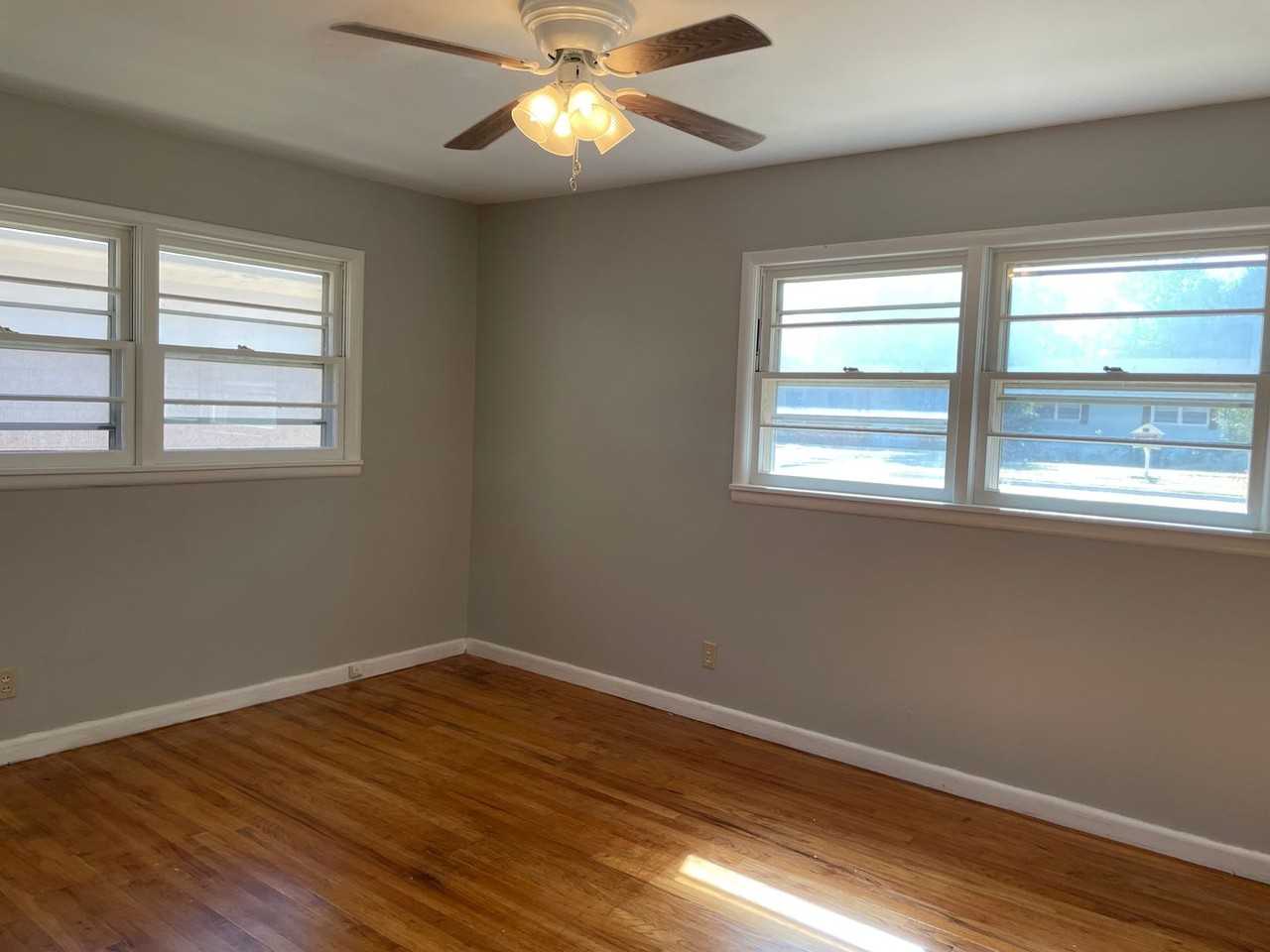 3108 39th St - Photo 3 of 12