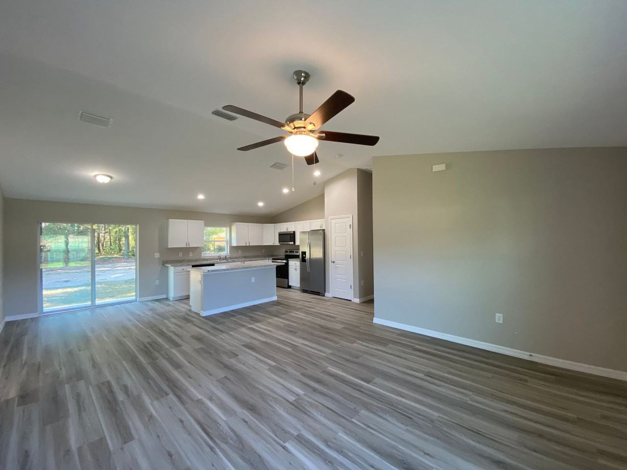 23 Aspen Dr - Photo 5 of 32