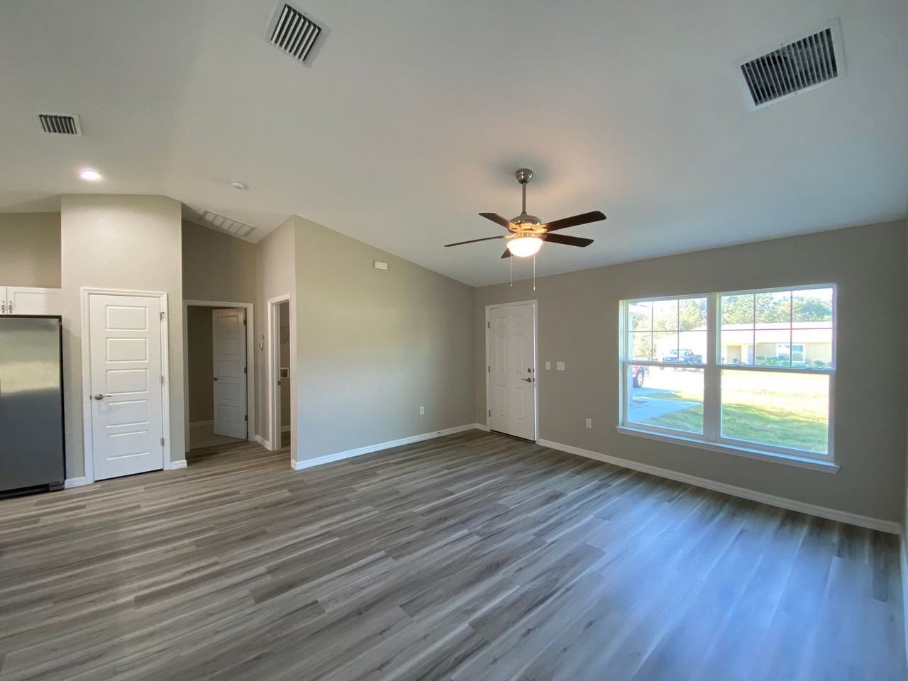 23 Aspen Dr - Photo 6 of 32