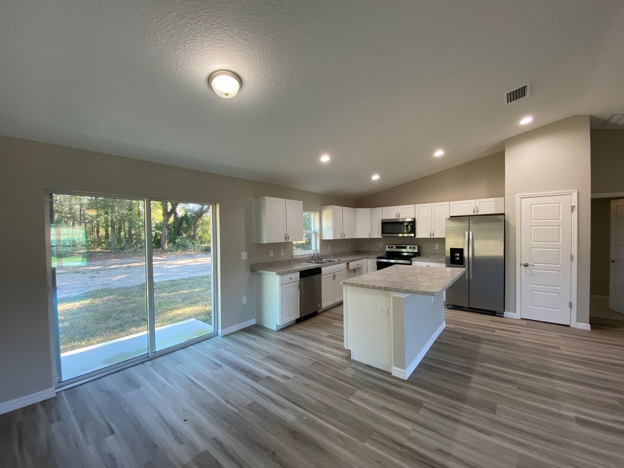 23 Aspen Dr - Photo 7 of 32
