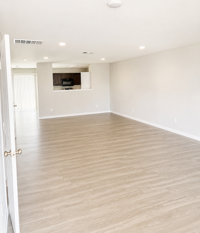 18 St Augustine Way - Photo 3 of 10