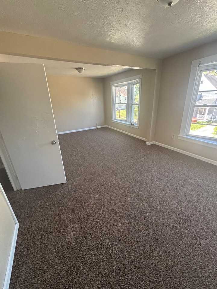 669 E 127th St - Photo 5 of 10