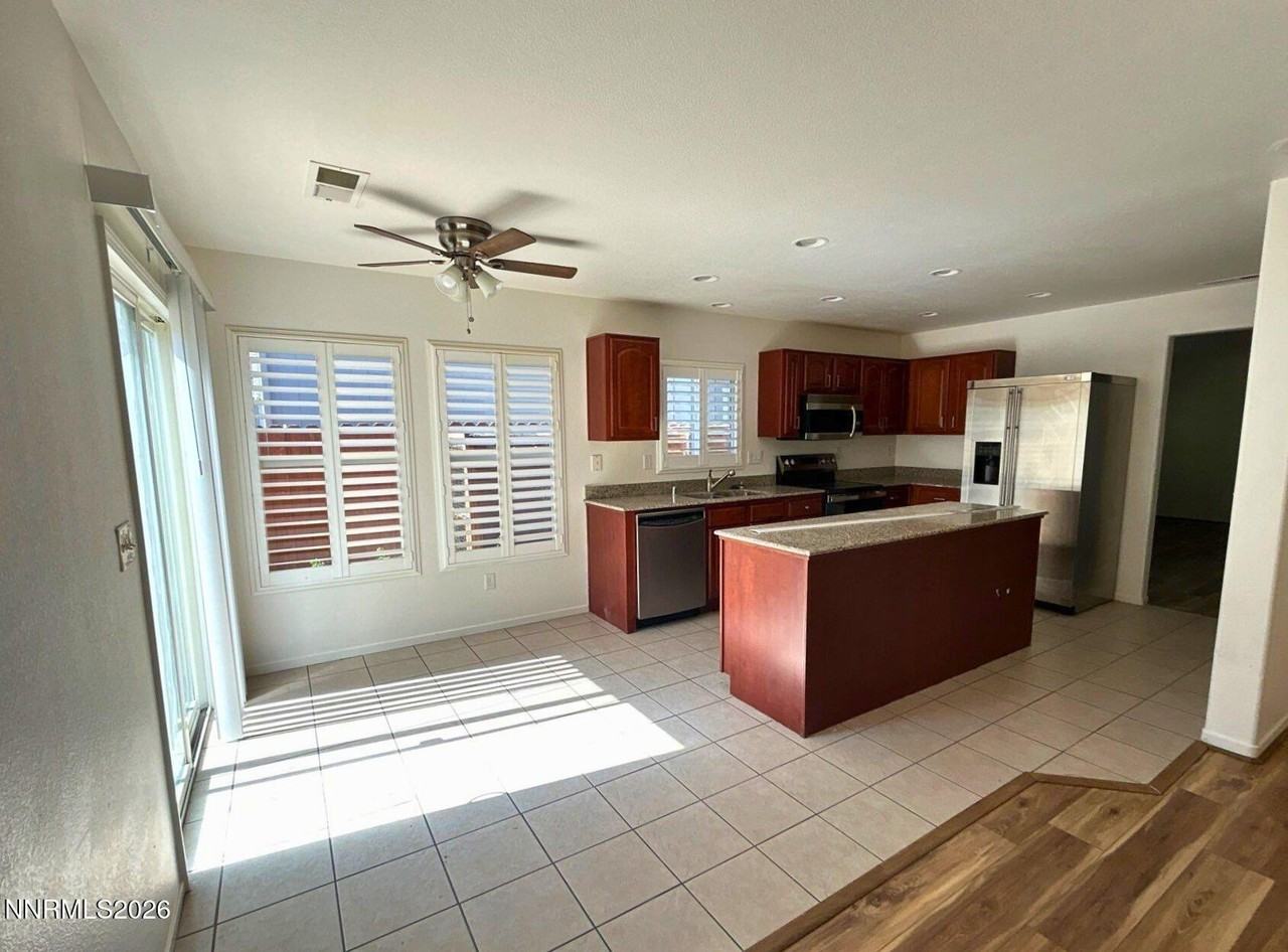 7614 Corso St - Photo 4 of 15