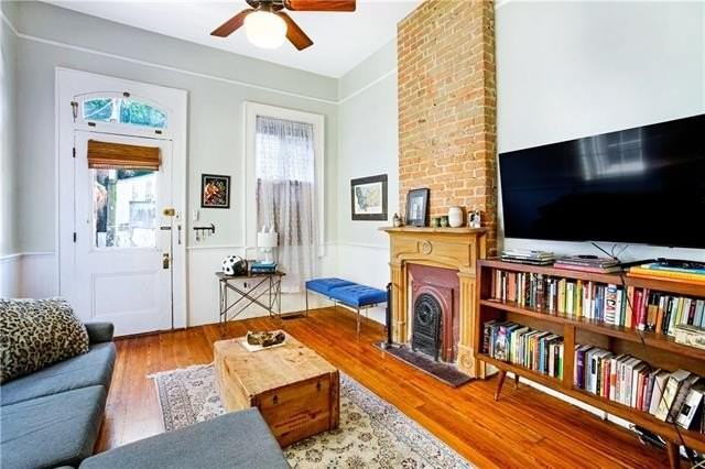 3411 Burgundy St - Photo 4 of 20