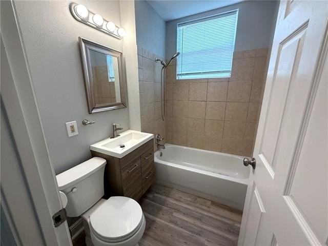 8426 S Claiborne Ave - Photo 5 of 10