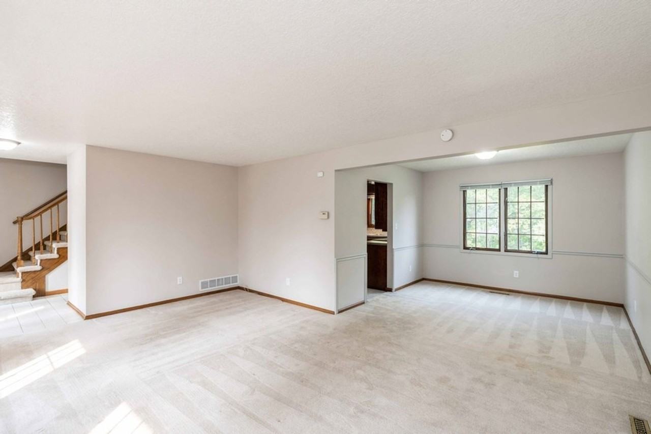 4728 67th St - Photo 3 of 15