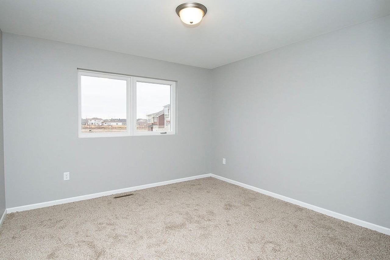 3822 Scorpio Dr - Photo 3 of 13