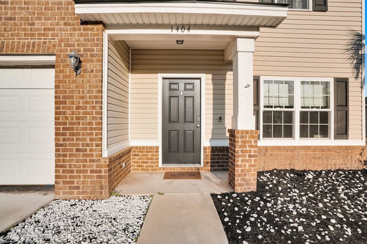 1404 Evergreen Trl - Photo 4 of 43