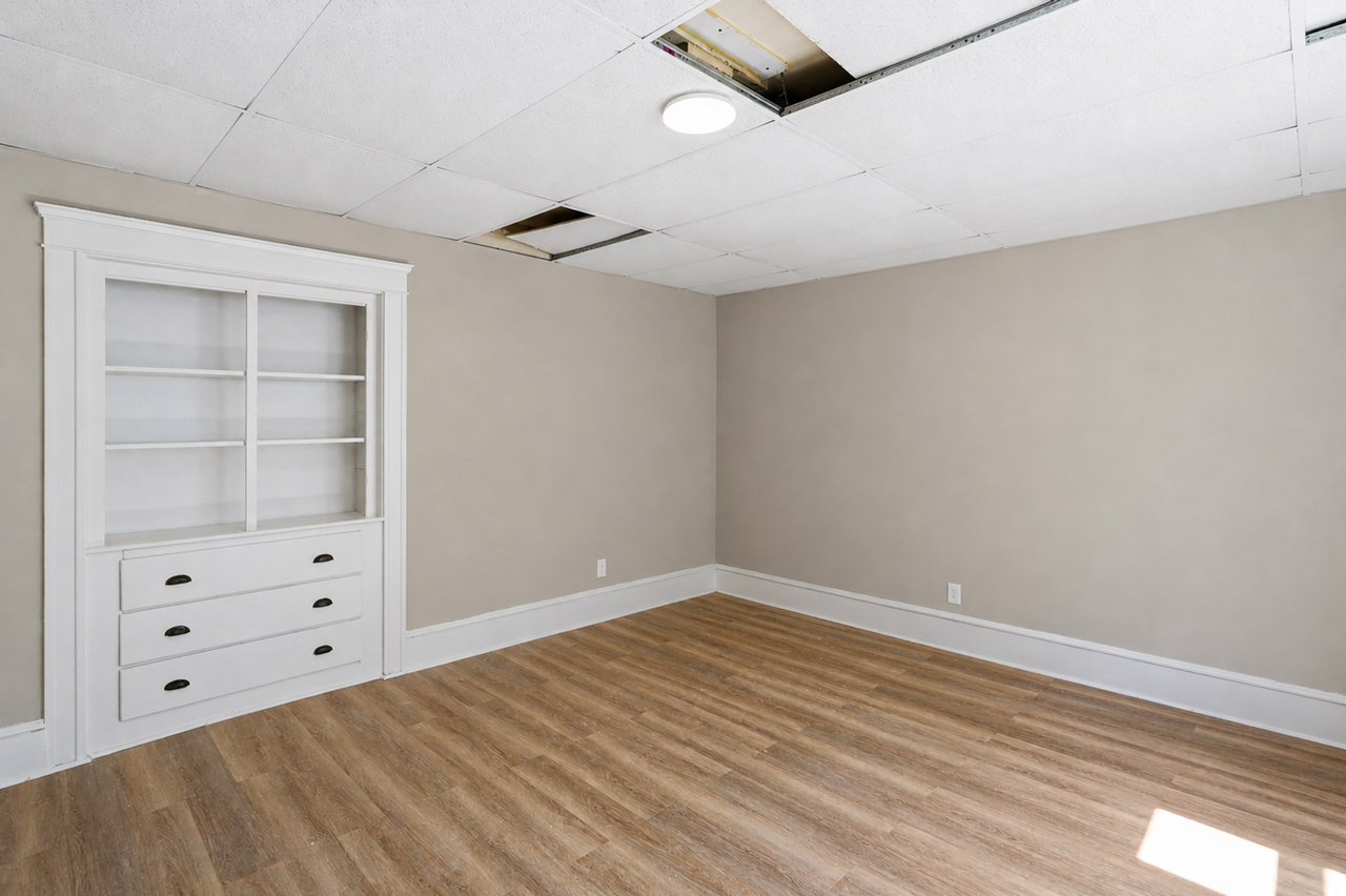 387 Grove St - Photo 7 of 32