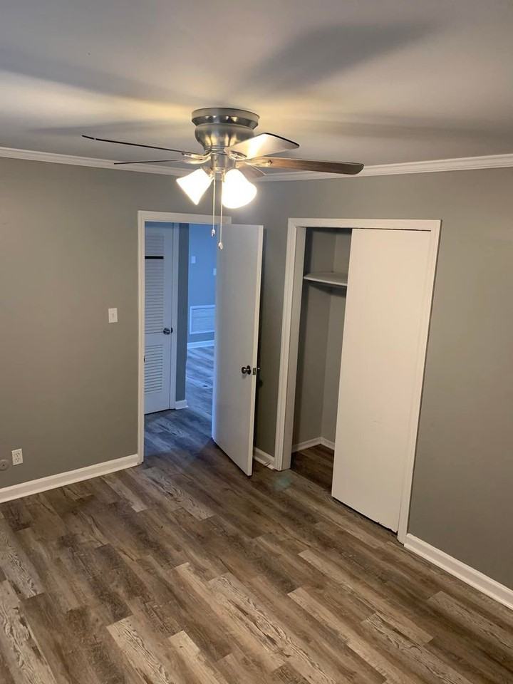 Willow Court - Photo 4 of 18