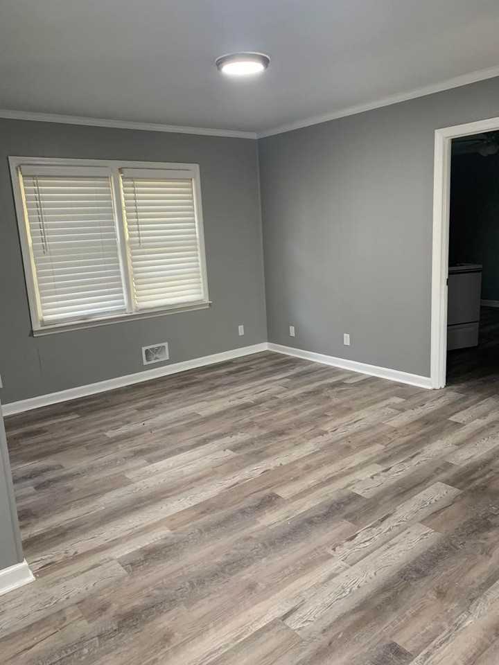 Willow Court - Photo 5 of 18