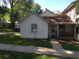 featured image of 204 E 16th St