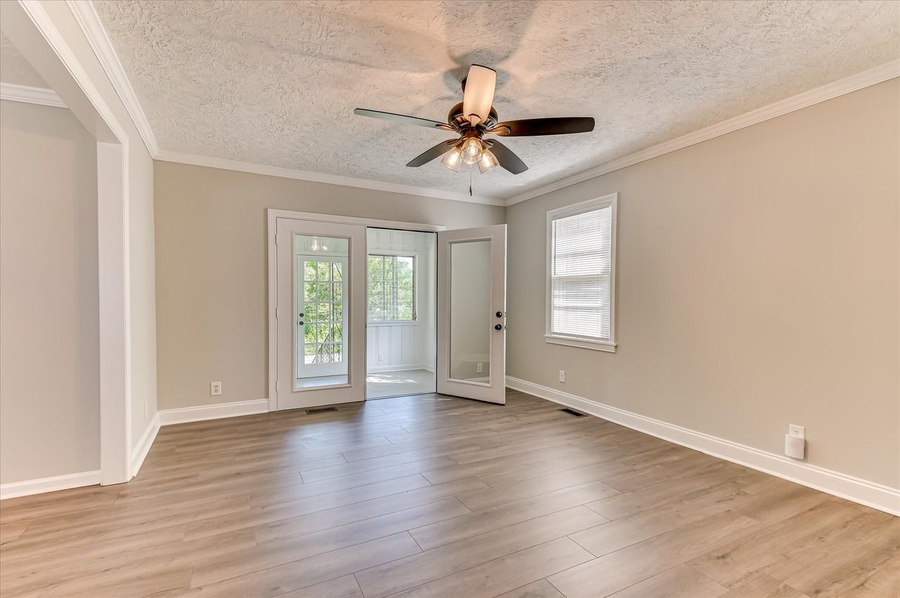 3210 York Dr #1 - Photo 7 of 43