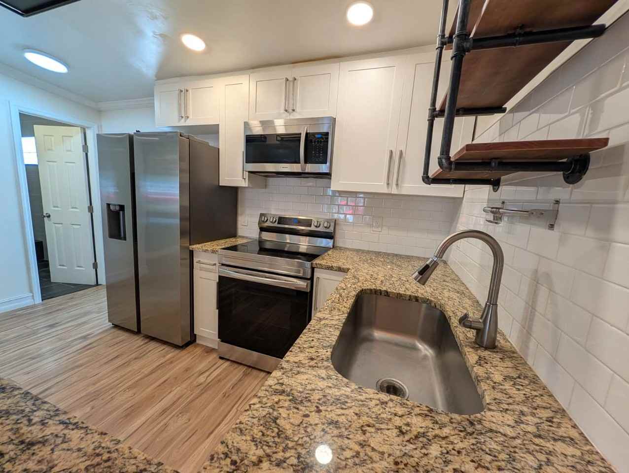 1629 Nw 5th Ave - Photo 7 of 35