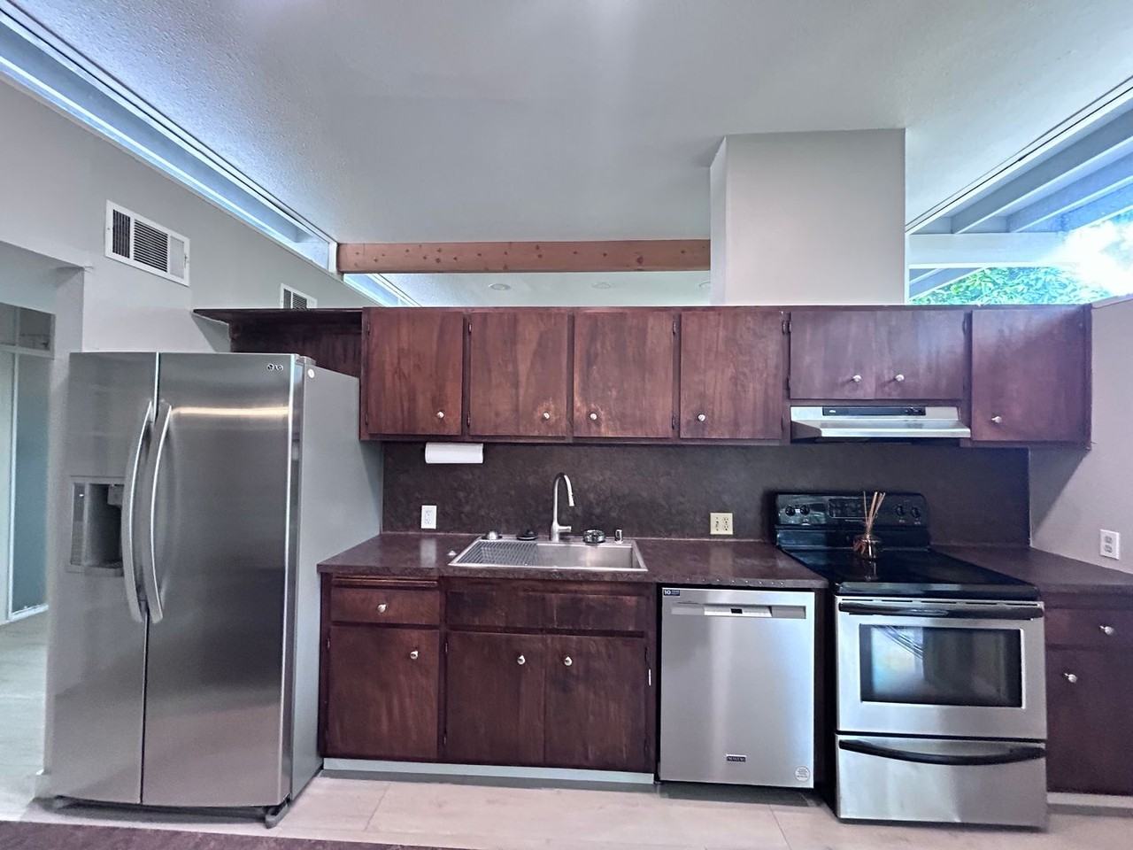 7644 Down Way - Photo 4 of 26