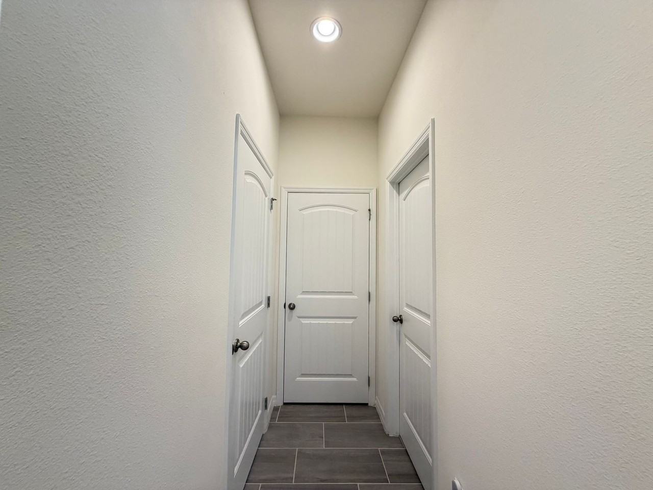 16710 Point Rock Dr - Photo 4 of 42