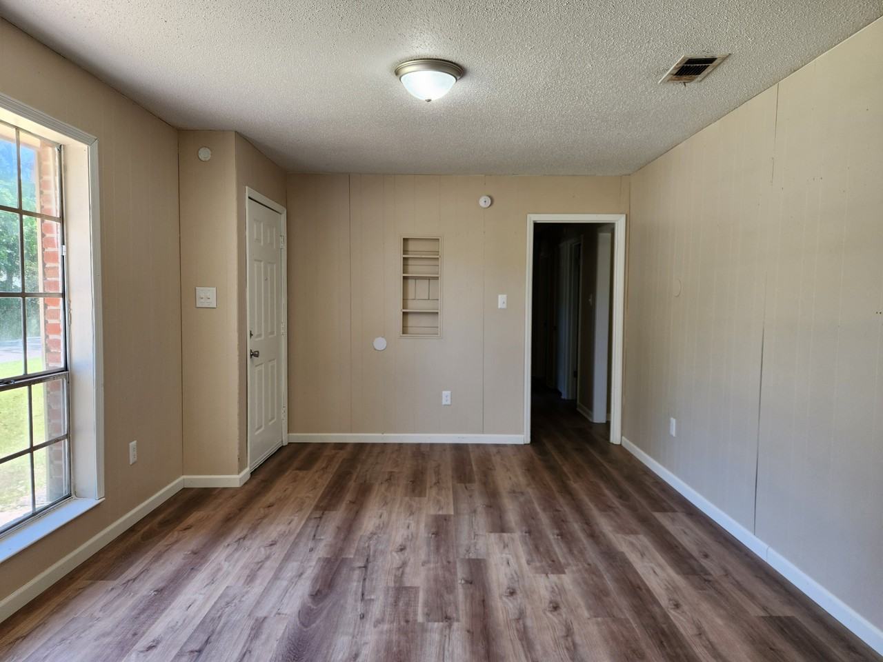 5644 Picadilly Circus St #1 - Photo 2 of 20