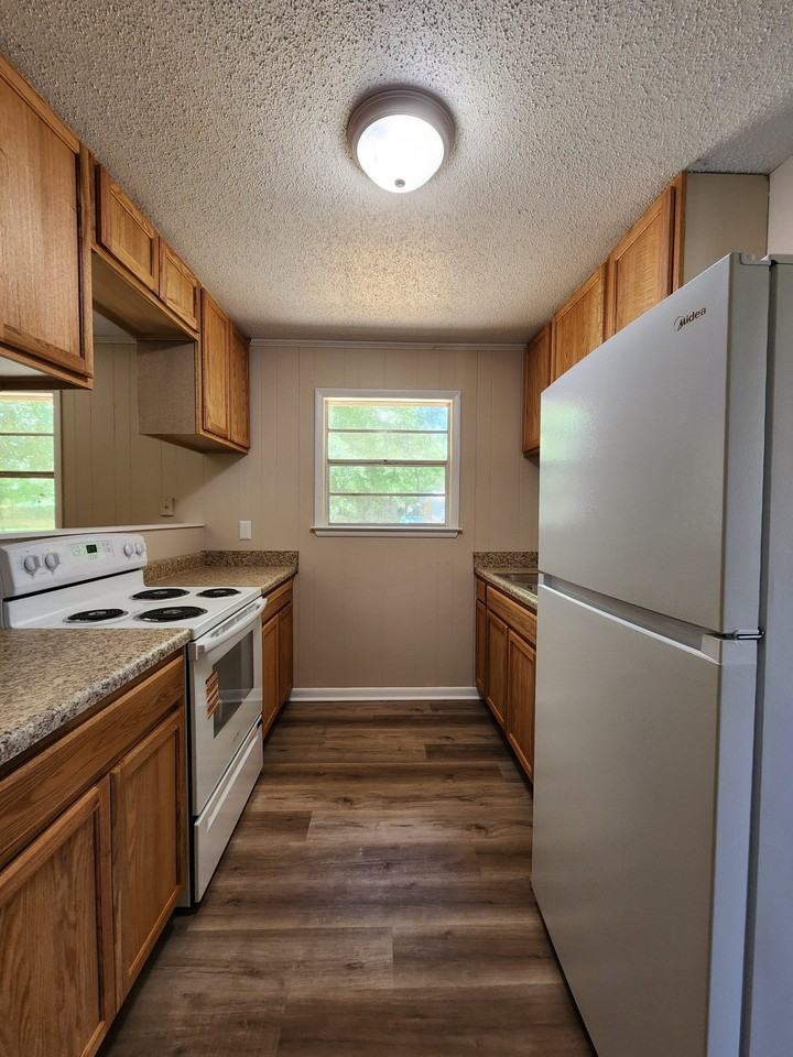 5644 Picadilly Circus St #1 - Photo 4 of 20