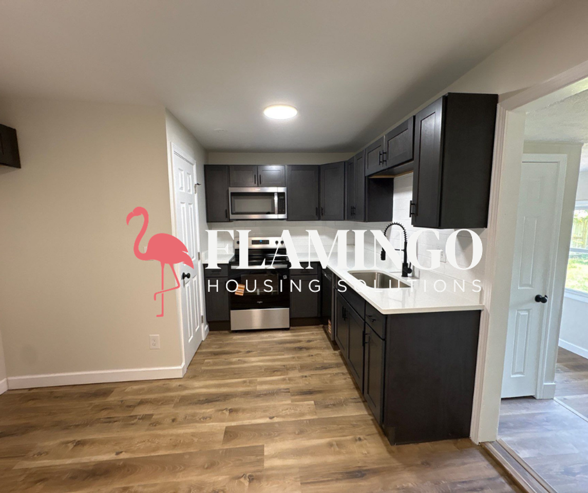 144 144 S Diana Lane - Photo 3 of 21