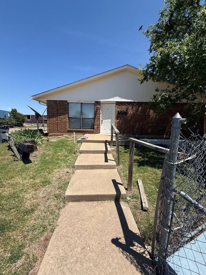 1003 Nw 50th St