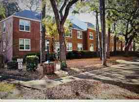 2940 Oleander Dr - Photo 1 of 1