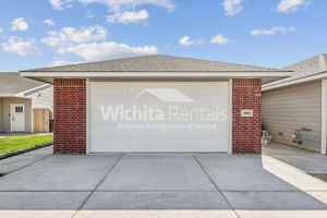 featured image of 3810 S Bluelake St