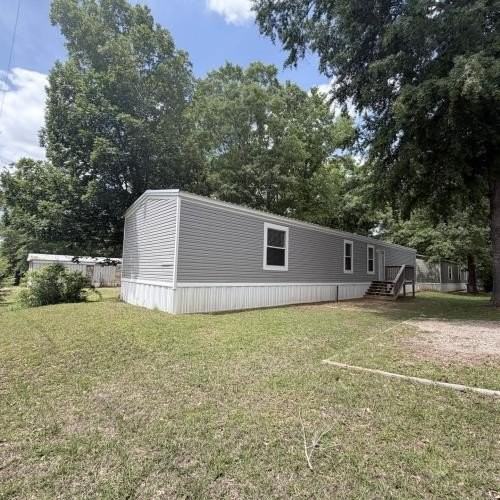 104 Robin Dr - Photo 2 of 24