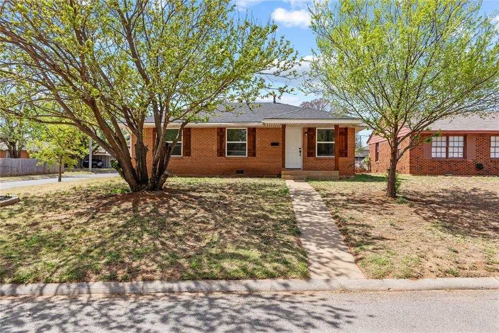 700 Santa Fe Dr