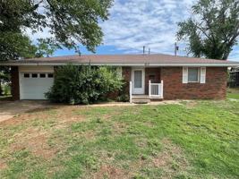 featured image of 817 E Kee St