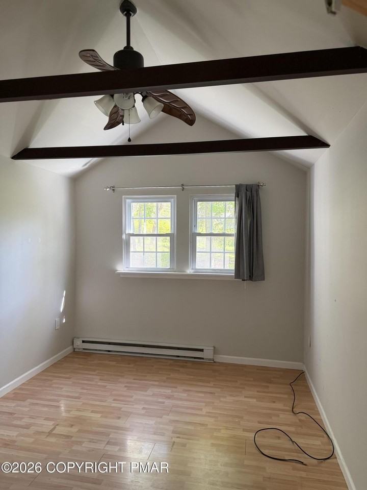 800 Hallet Rd - Photo 5 of 8