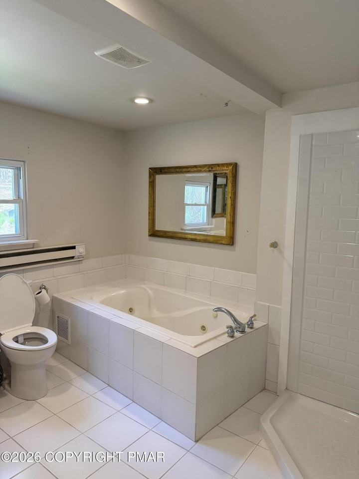 800 Hallet Rd - Photo 6 of 8
