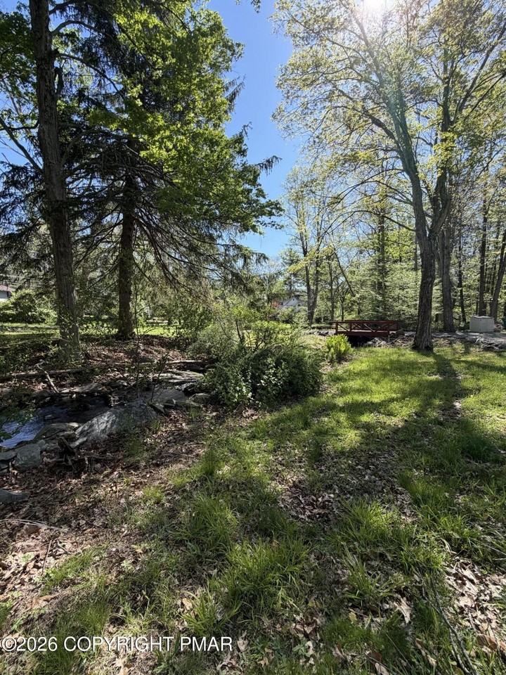 800 Hallet Rd - Photo 7 of 8