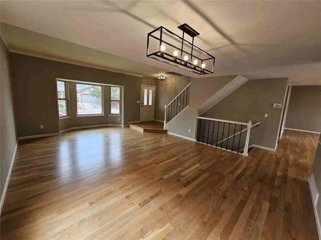 6305 Moccasin Pass Ct - Photo 4 of 39