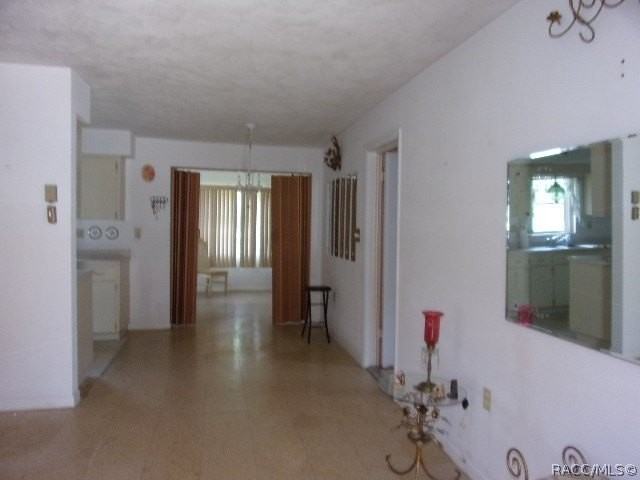 17 N Davis St - Photo 4 of 10