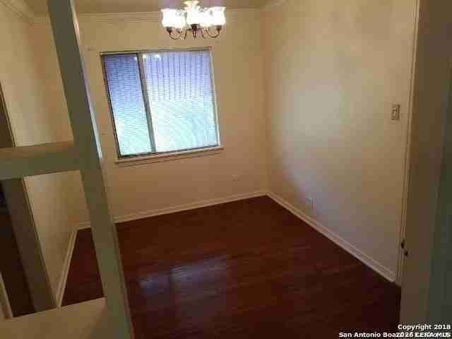 217 E Lullwood Ave #2 - Photo 3 of 10