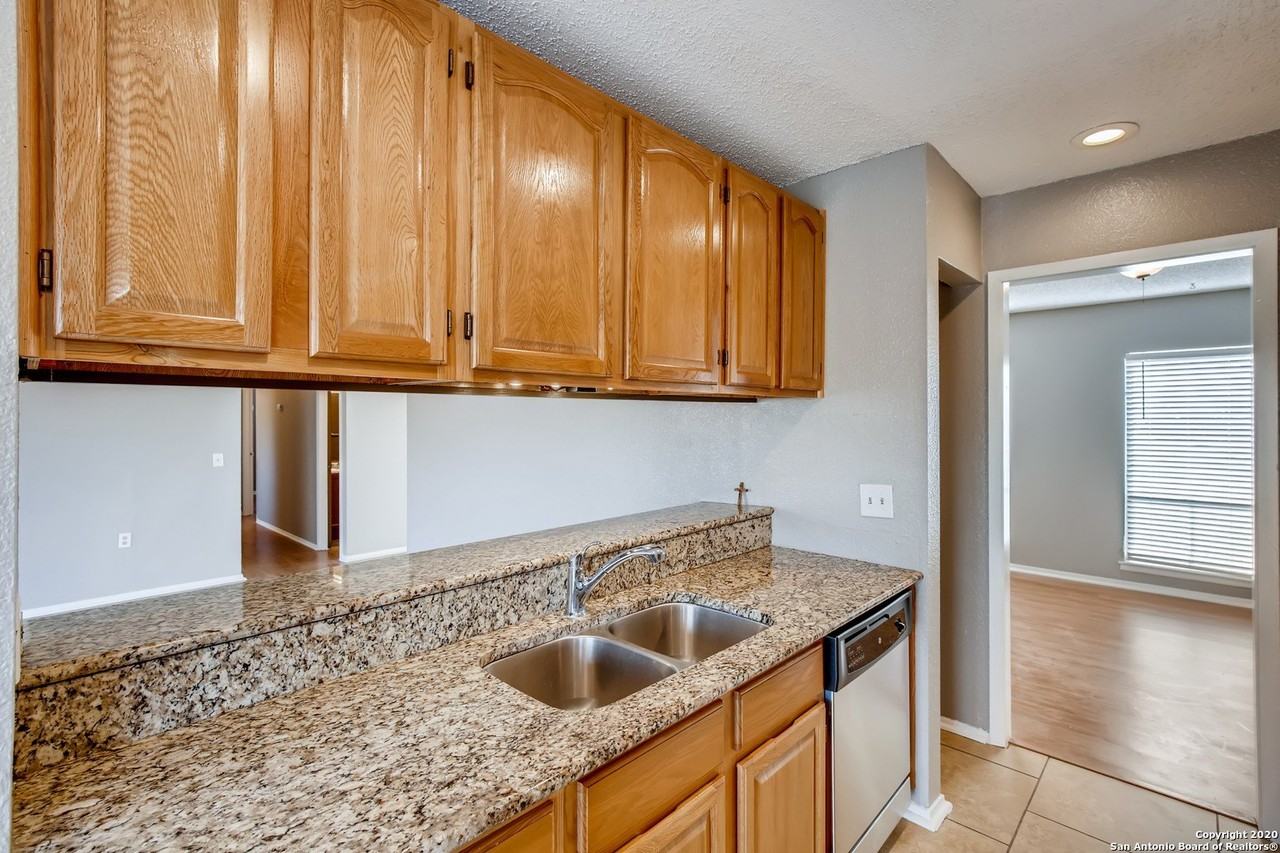 12923 Parton Ln - Photo 7 of 25