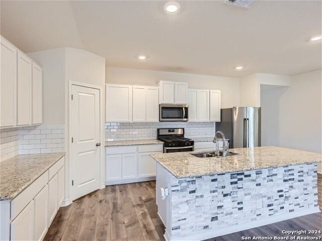 9811 Bratten Rise - Photo 7 of 28