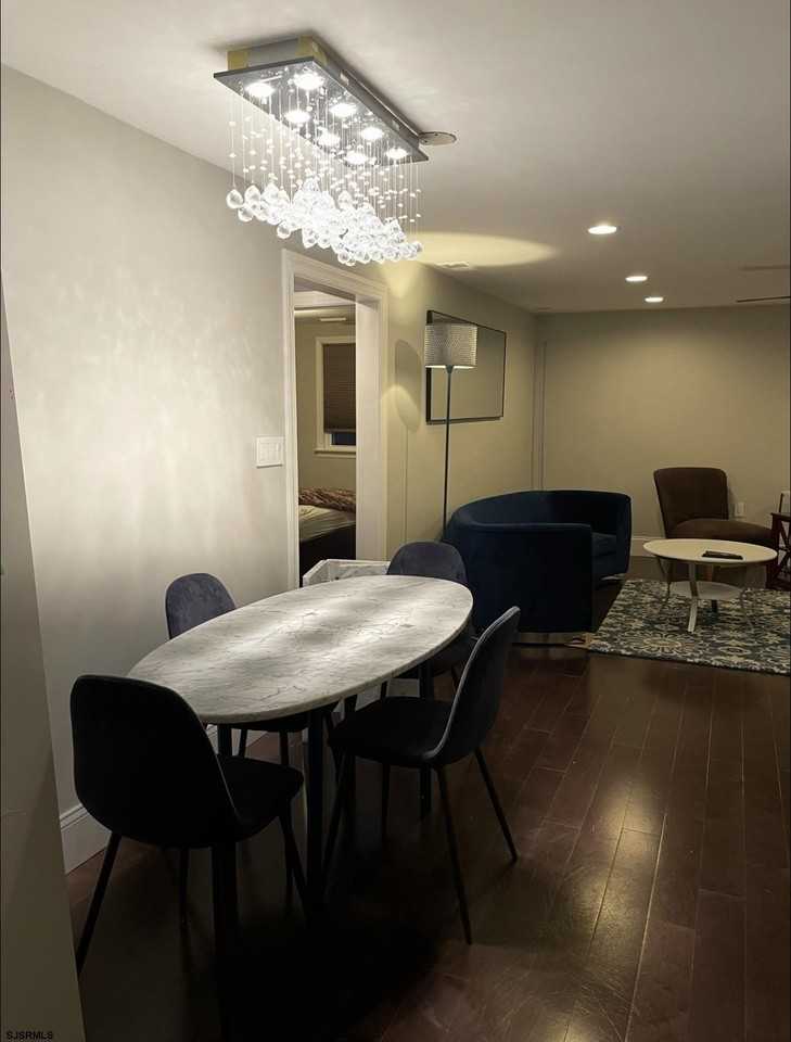 206 N Wilson Ave - Photo 4 of 18