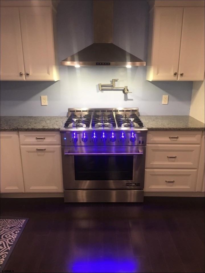 206 N Wilson Ave - Photo 5 of 18