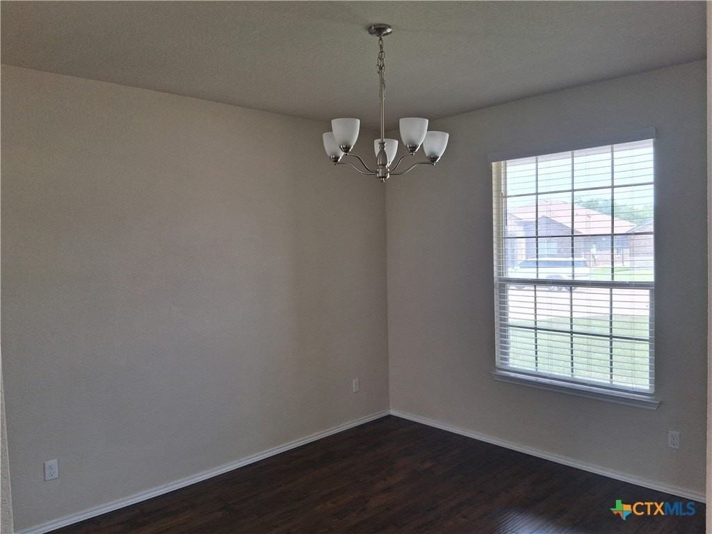 6304 Tess Rd - Photo 4 of 17