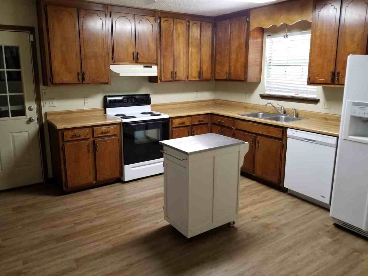 754 Silver Maple Dr - Photo 7 of 9