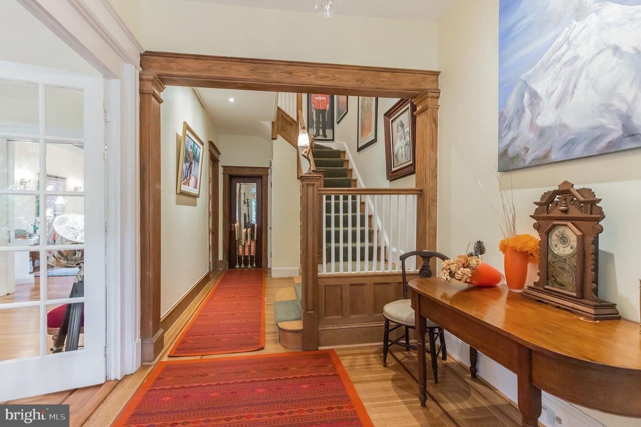 3150 19th St Nw - Photo 5 of 30