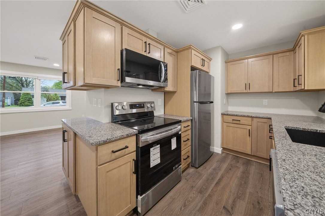 117 Sunrise Ter - Photo 6 of 33