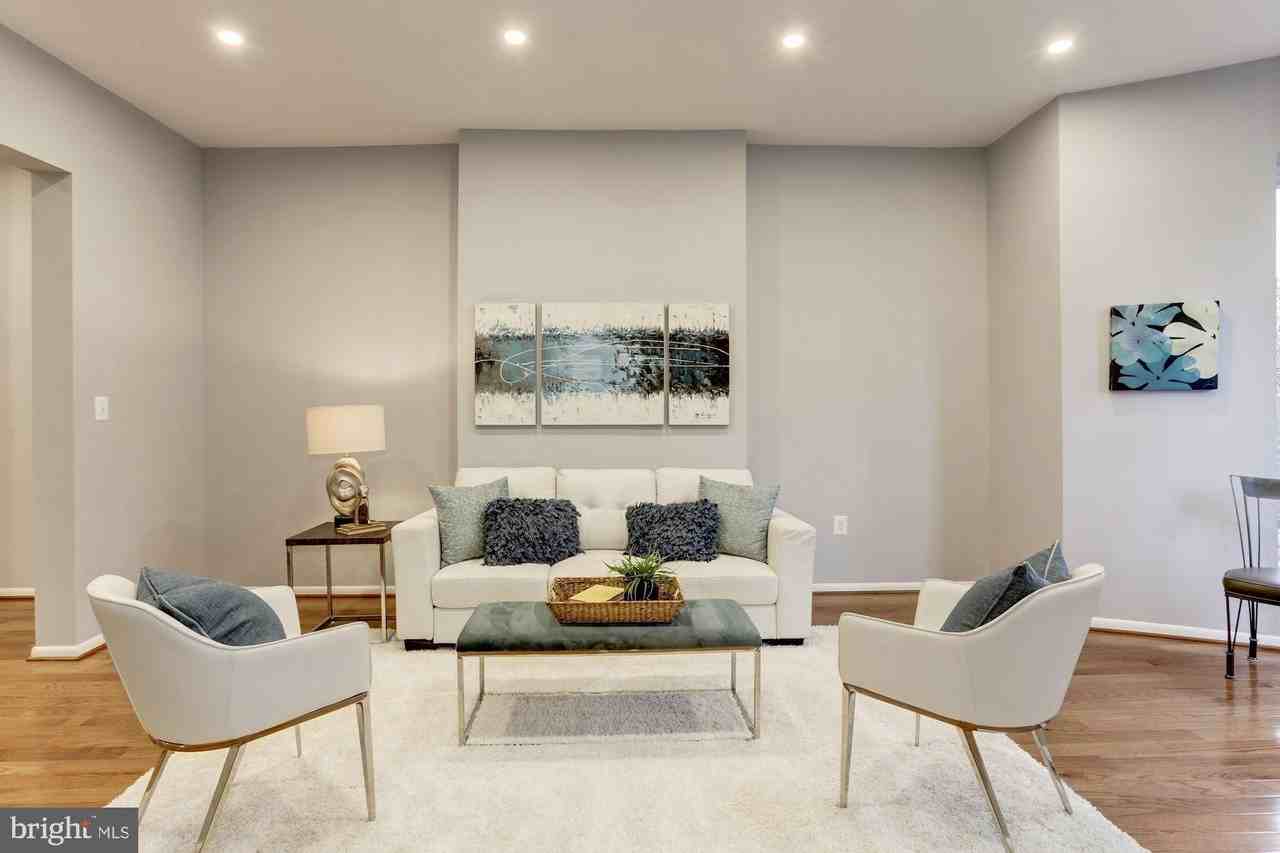 1015 T St Nw #A - Photo 3 of 25