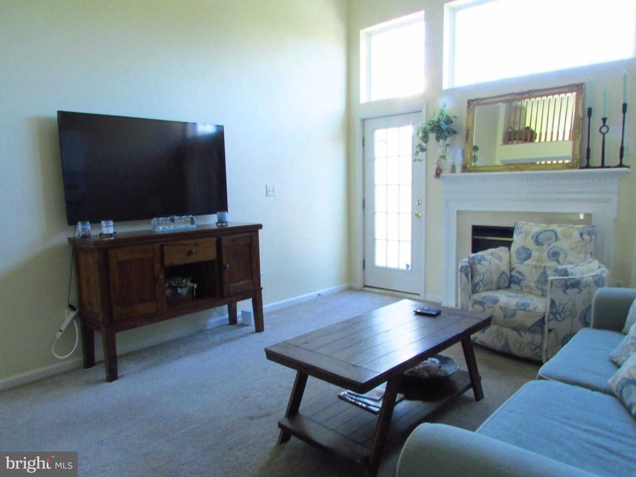 25835 Teal Ct - Photo 3 of 17