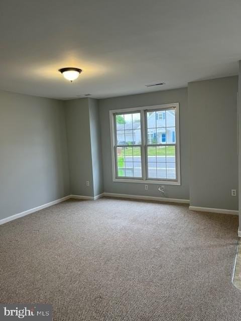 439 S Spinnaker Ln - Photo 3 of 11